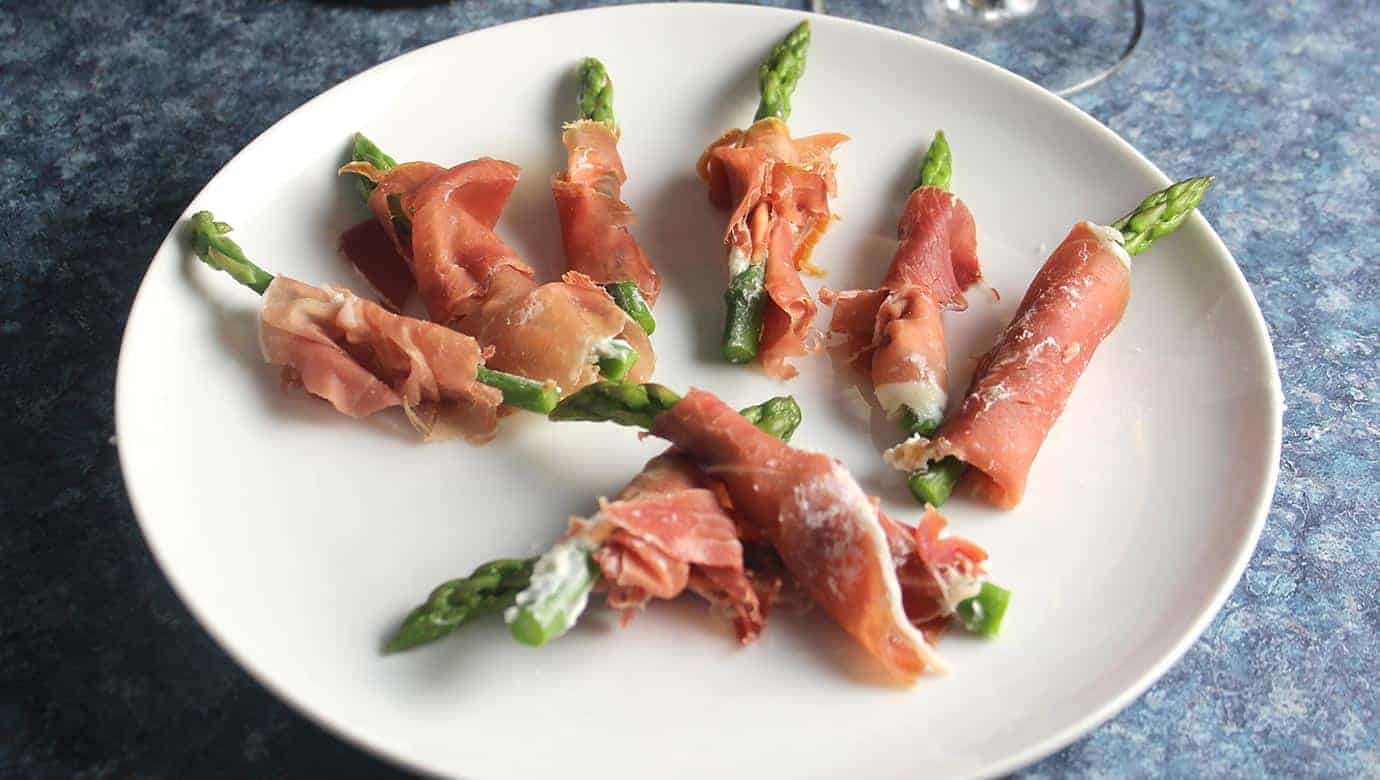 Prosciutto Wrapped Asparagus with Goat Cheese Cooking Chat