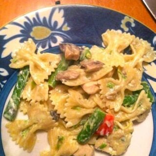 Creamy Bow Ties with Chicken recipe