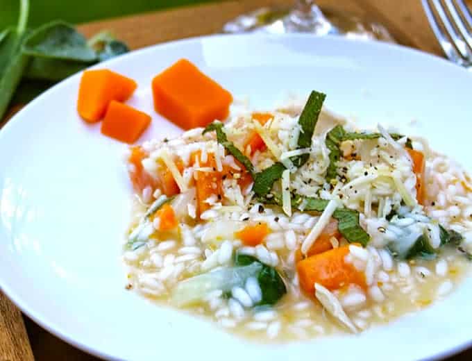 Risotto with Butternut Squash, Chicken and Sage makes a flavorful fall meal | cookingchatfood.com