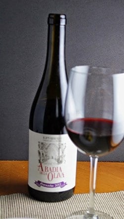 Abadia de la Oliva Garnacha, a good value wine from Spain. Cooking Chat #winePW post