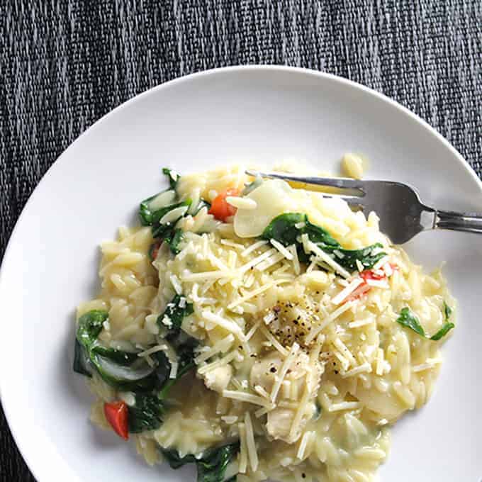 Orzo with Chicken and Spinach for a #WeedaySupper featuring PERDUE® Signature Chicken Stock
