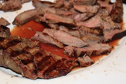 steak sliced for tacos with avocado sauce