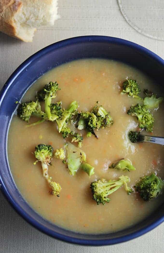 Potato Leek Soup with Roasted Broccoli. #Vegan recipe from Cooking Chat