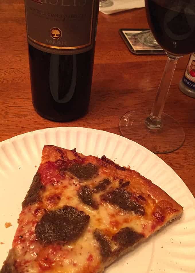 The Ultimate Pizza Wine: Montepulciano d'Abruzzo from Cantina