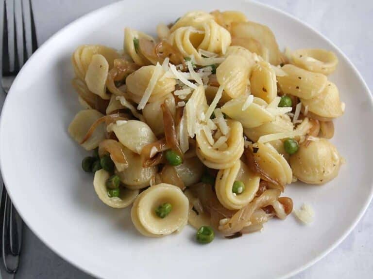 Orecchiette with Peas, Pecorino and Onions - Cooking Chat