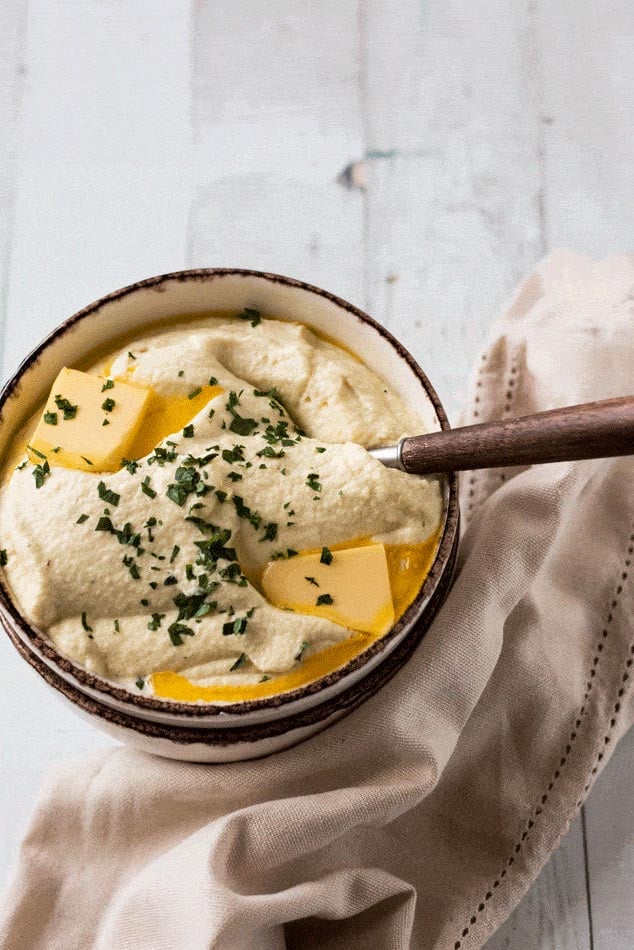 Creamy Garlic Roasted Parsnip Puree from Whole Food Bellies, part of Thanksgiving side recipe roundup. #parsnips #Thanksgiving #sidedish