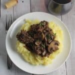 Slow Cooker Short Ribs with Mushrooms.