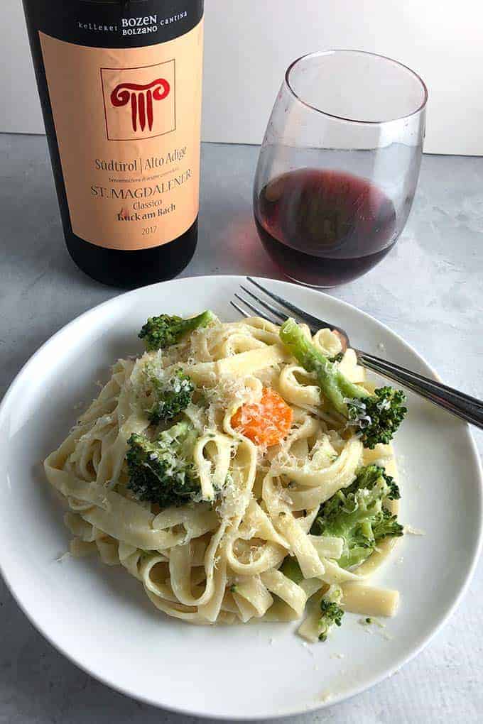 Schiava red wine paired with fettuccine. 