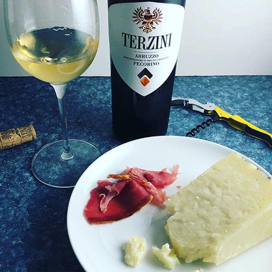 Pecorino white wine served with prosciutto and Pecorino cheese.