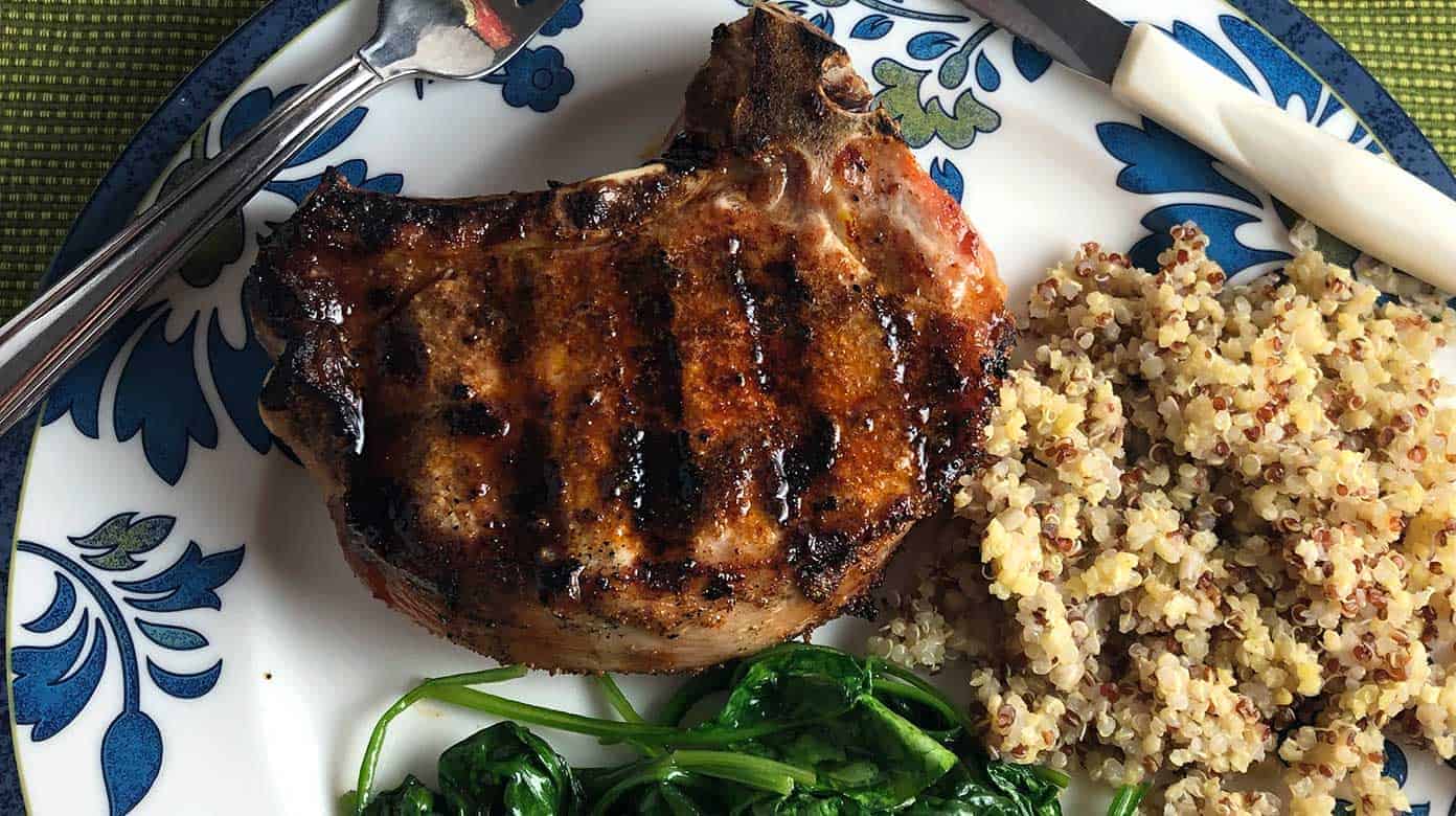 https://cookingchatfood.com/wp-content/uploads/2019/07/grilled-paprika-pork-chops-wide.jpg