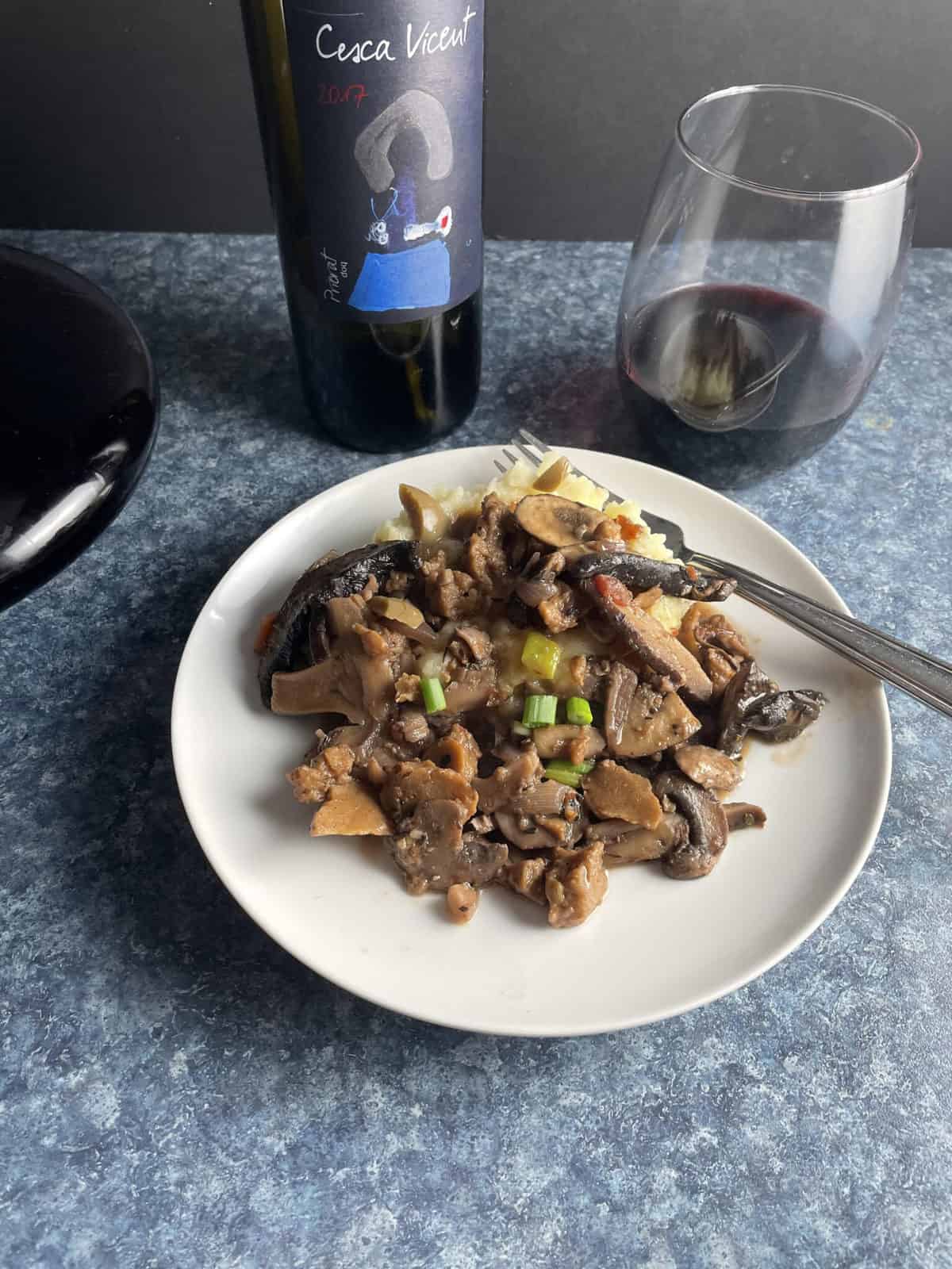 Mushroom Fricassee with Red Wine from Priorat