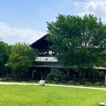 Salado Winery from the outside, as one approaches the winery.
