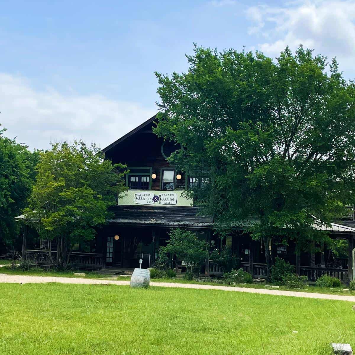 Salado Winery in Salado, Texas, from the outside.