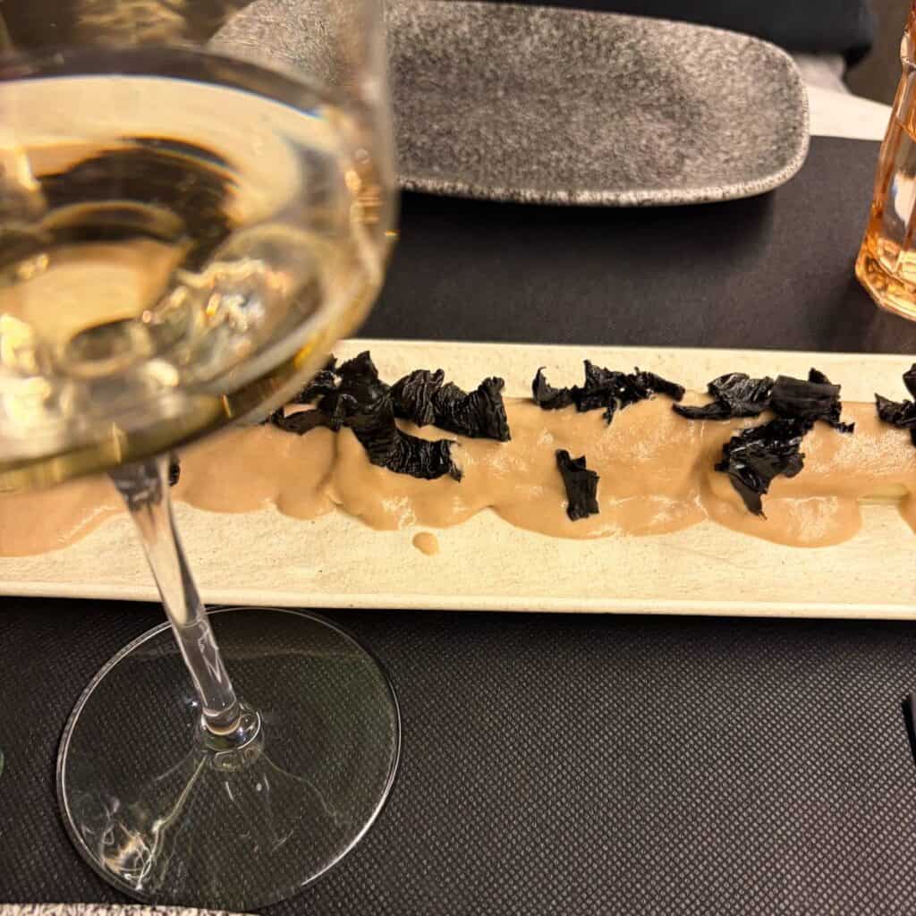 Cava with a puréed leeks and mushrooms.