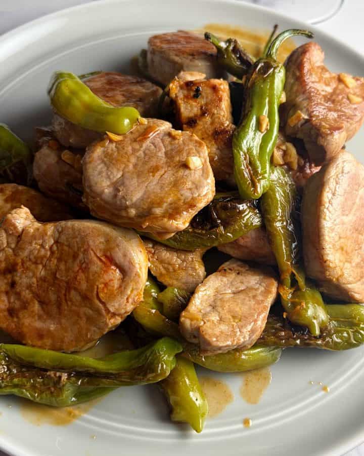 spanish pork and peppers, plated.